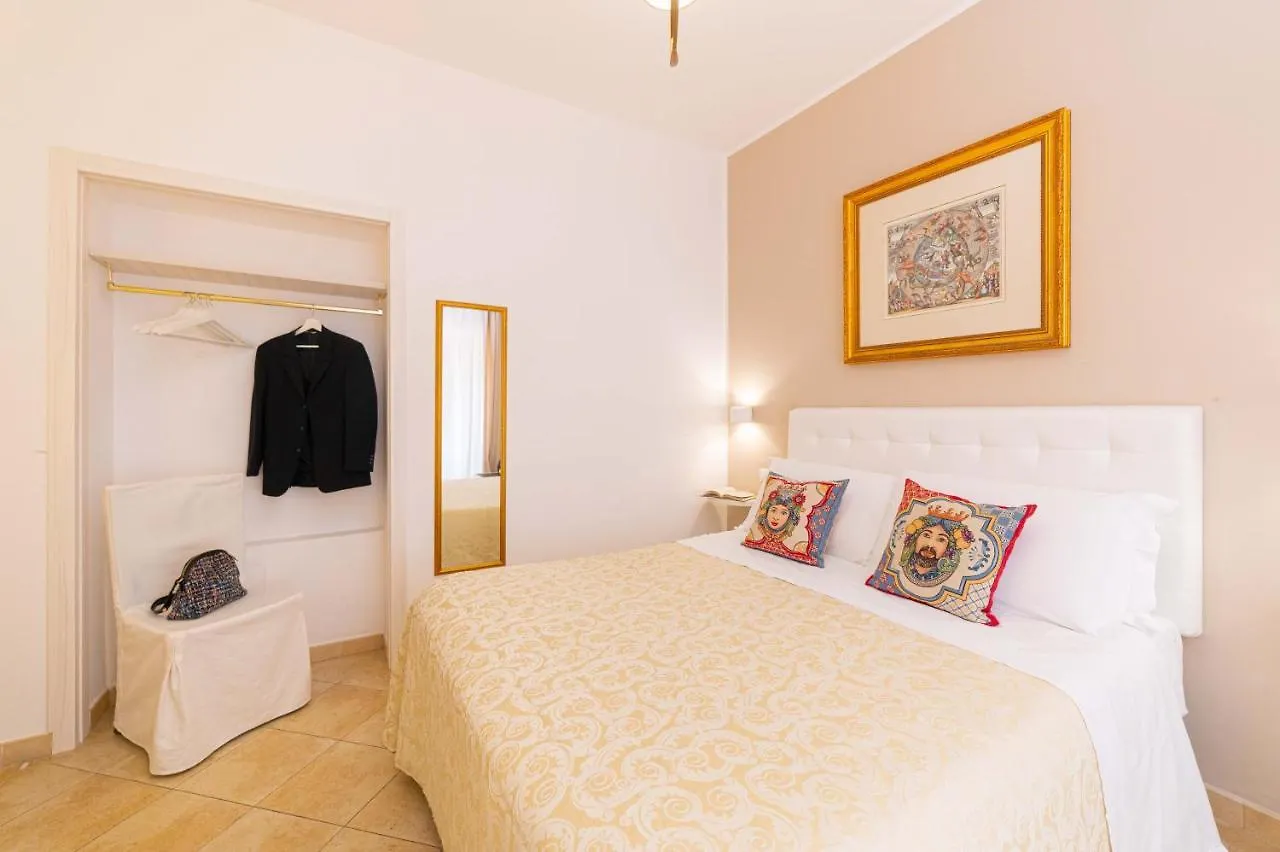 Dionisio House Apartment Taormina Italy